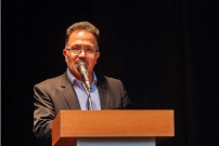 حمایت از انجمن های علمی و کانون های دانشجویی از اولویت های معاونت فرهنگی و دانشجویی است